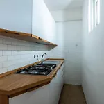 Apartament Comfortable In *
